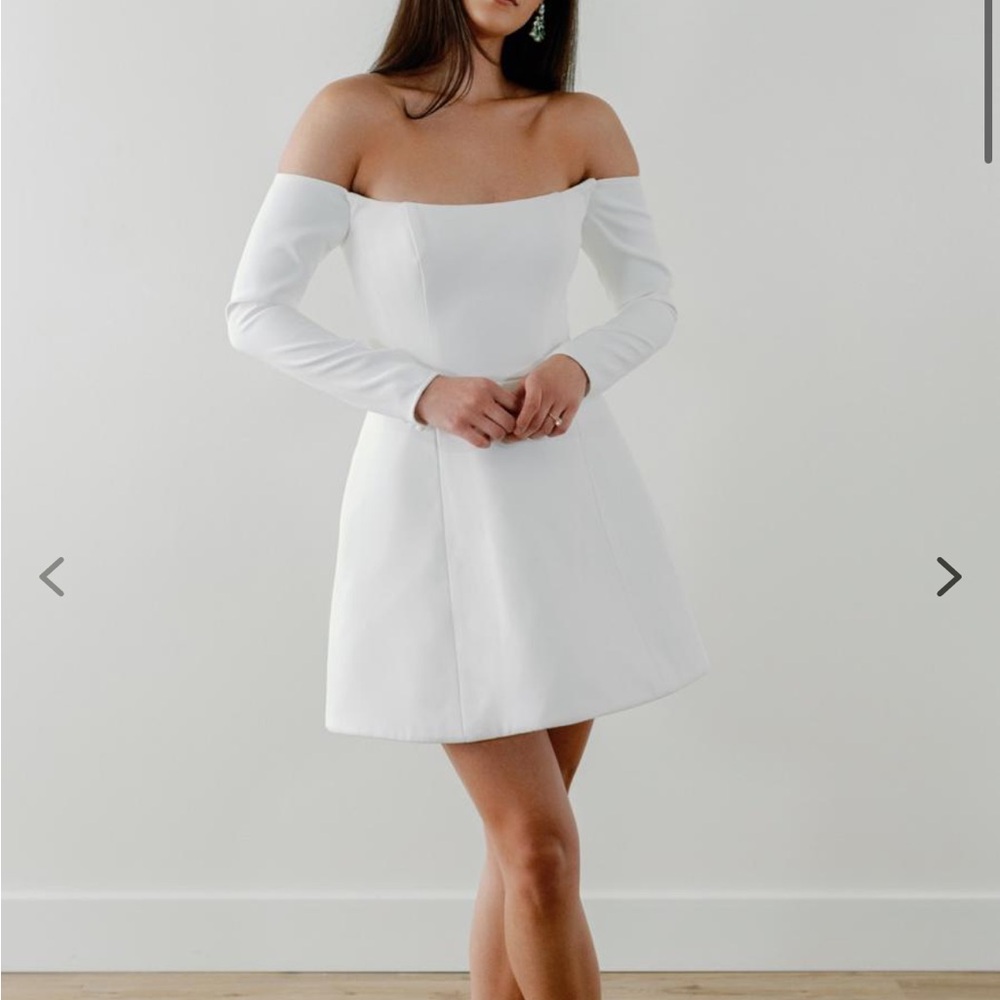 Watters Off-Shoulder White Wedding Dress (Chill Pill)